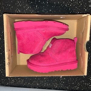 UGG Toddler Boots -8T